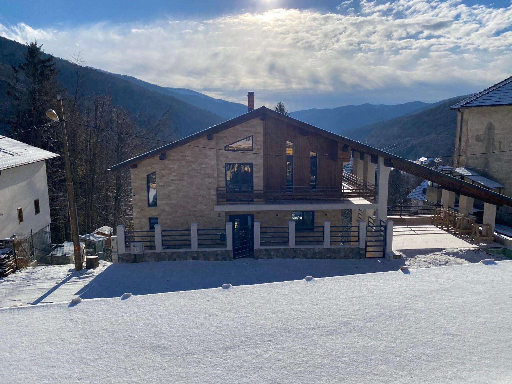 Villa Stone House Sinaia Exterior foto